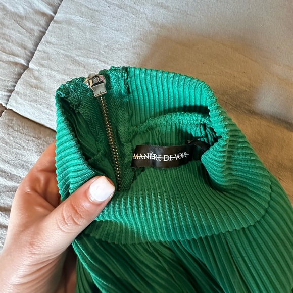 Ribbed, tank, cut out, snap button bodysuit. - Picture 7 of 8